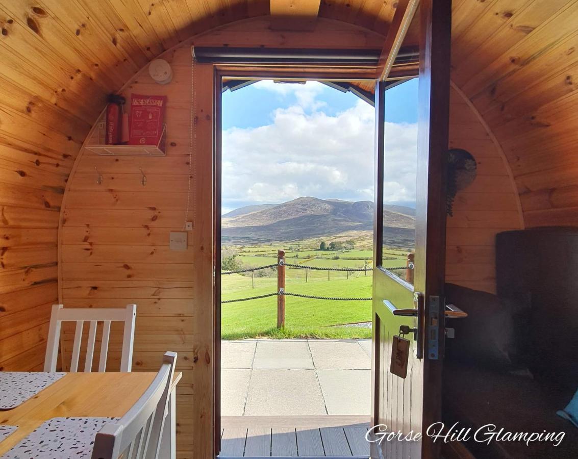 Gorse Hill Glamping Hotel Newcastle  Bagian luar foto