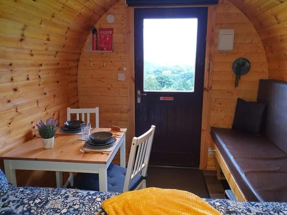 Gorse Hill Glamping Hotel Newcastle  Bagian luar foto