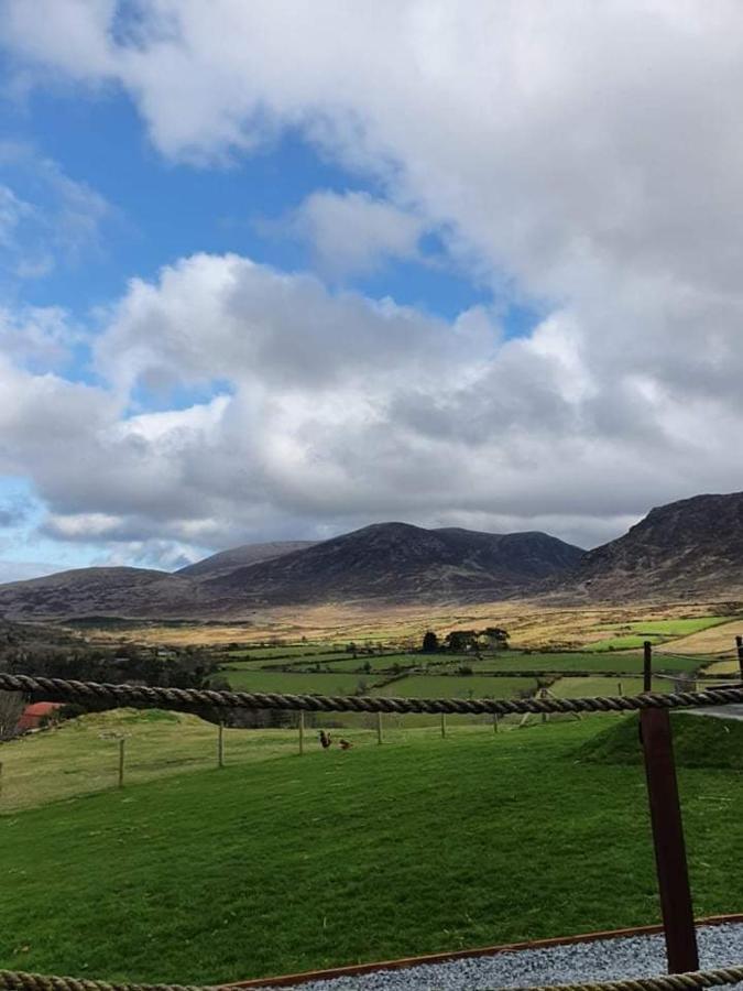 Gorse Hill Glamping Hotel Newcastle  Bagian luar foto