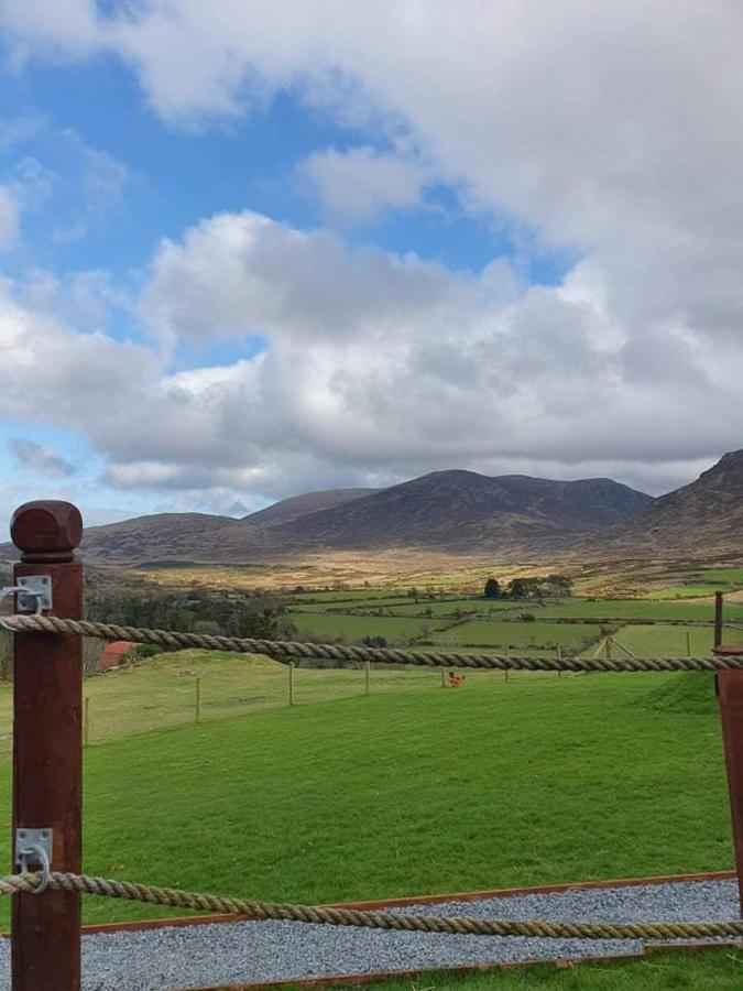 Gorse Hill Glamping Hotel Newcastle  Bagian luar foto