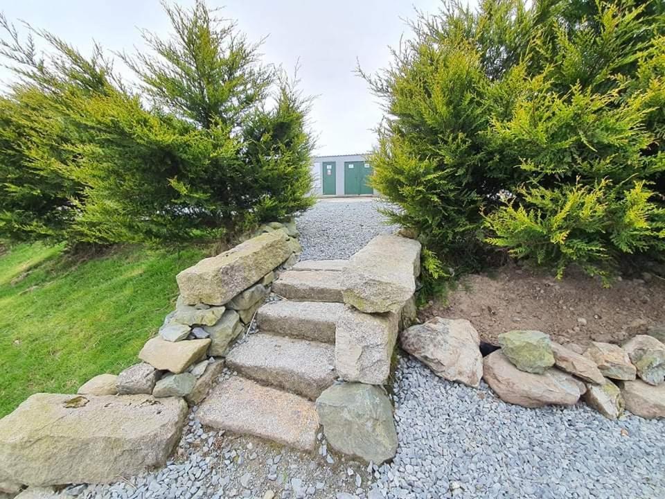 Gorse Hill Glamping Hotel Newcastle  Bagian luar foto
