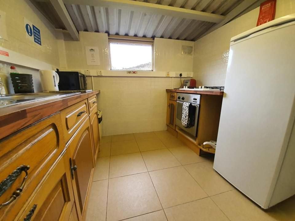 Gorse Hill Glamping Hotel Newcastle  Bagian luar foto