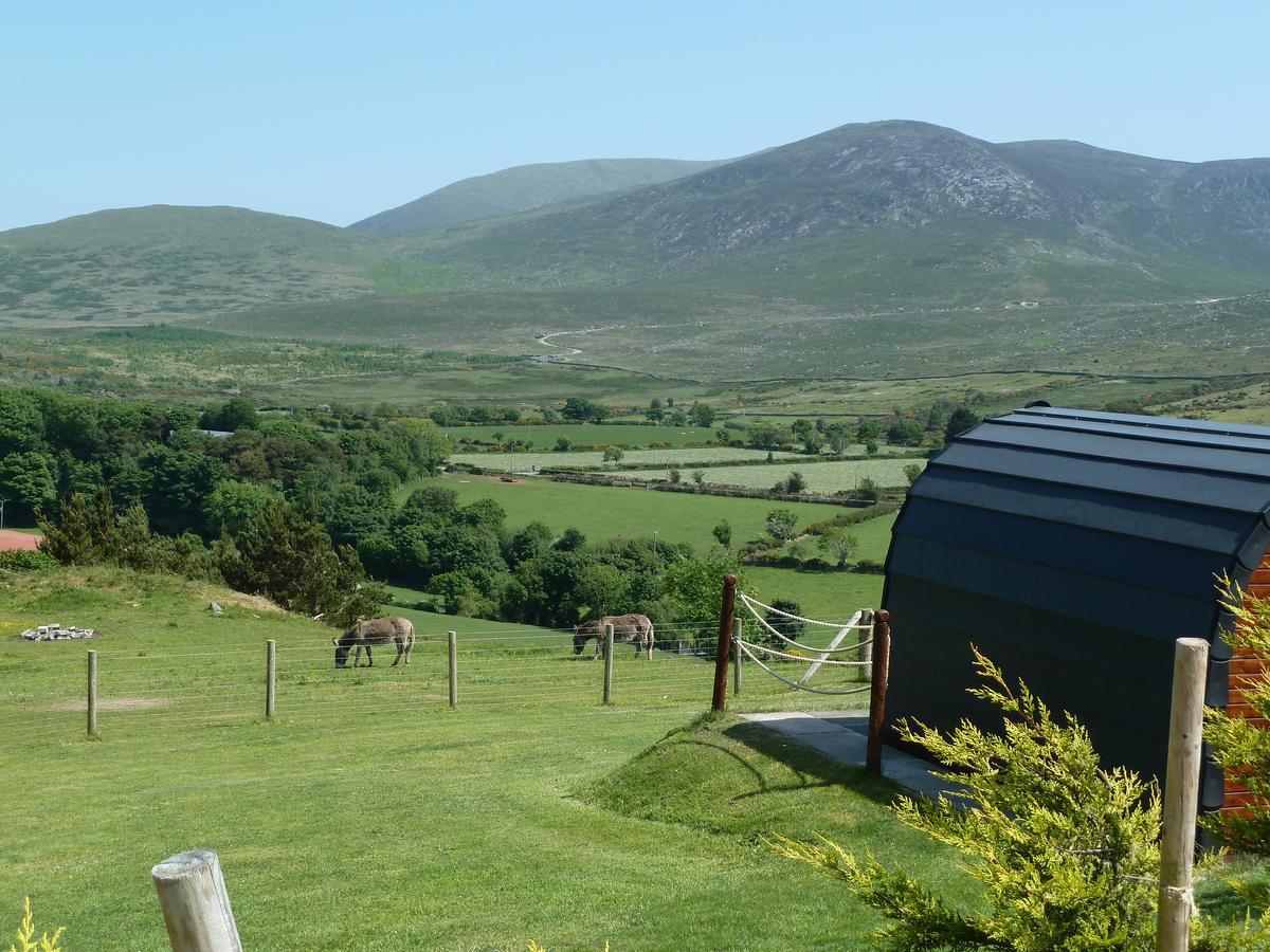 Gorse Hill Glamping Hotel Newcastle  Bagian luar foto