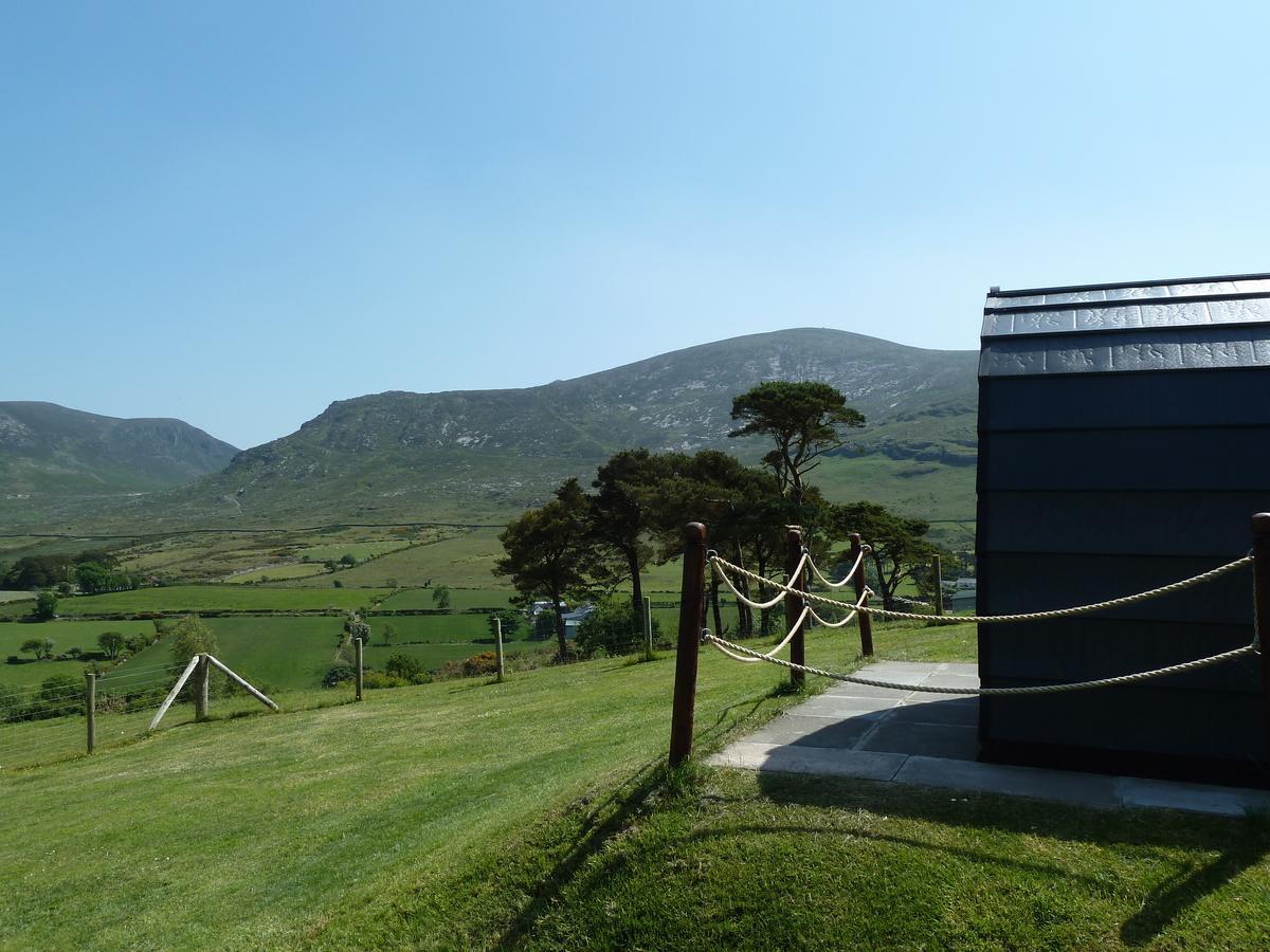 Gorse Hill Glamping Hotel Newcastle  Bagian luar foto